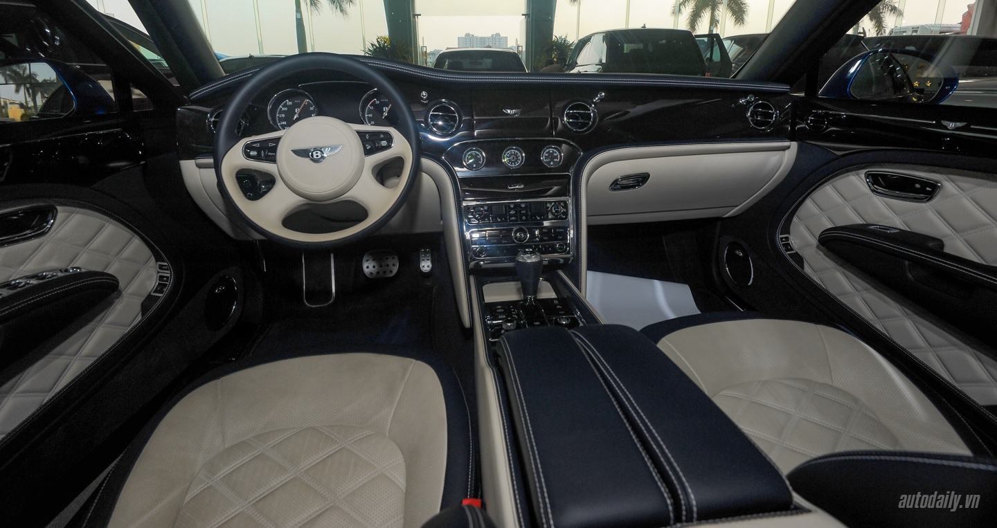 mulsanne%20Speed%202015%20(18).jpg