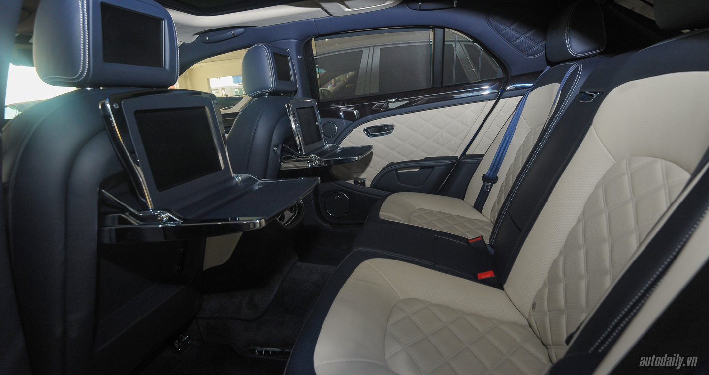 mulsanne%20Speed%202015%20(25).jpg