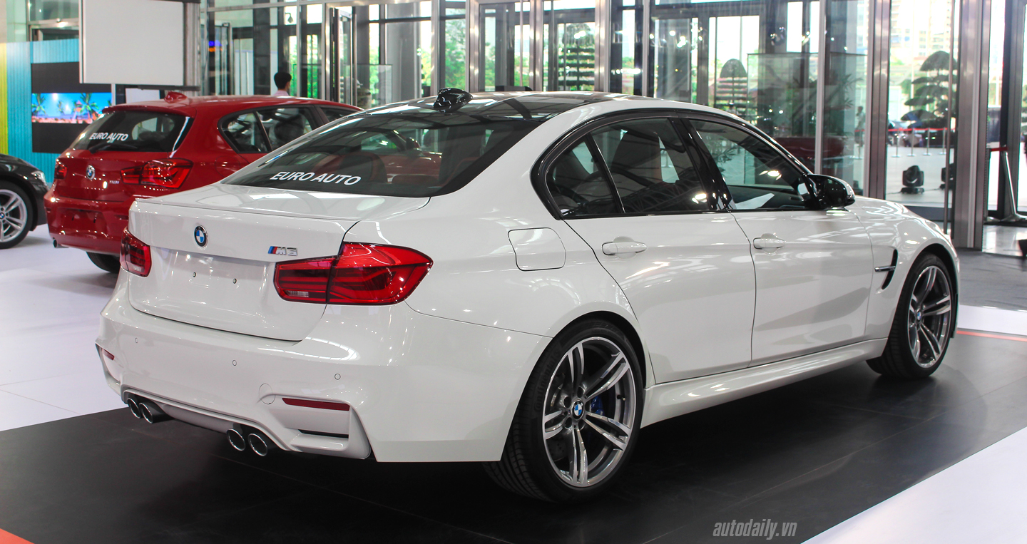 BMW%20Expo%20%20(3).jpg
