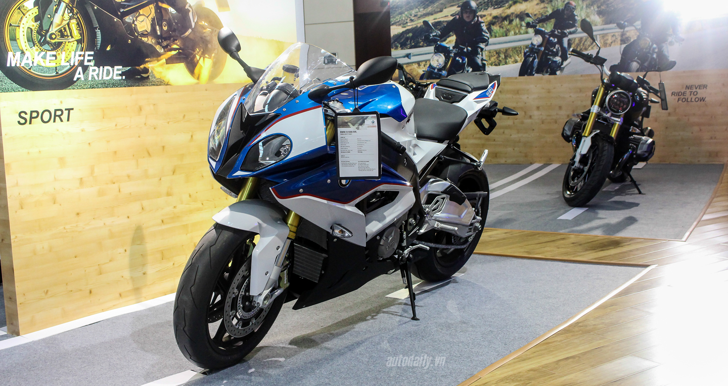 BMW%20Expo%20%20(6).jpg