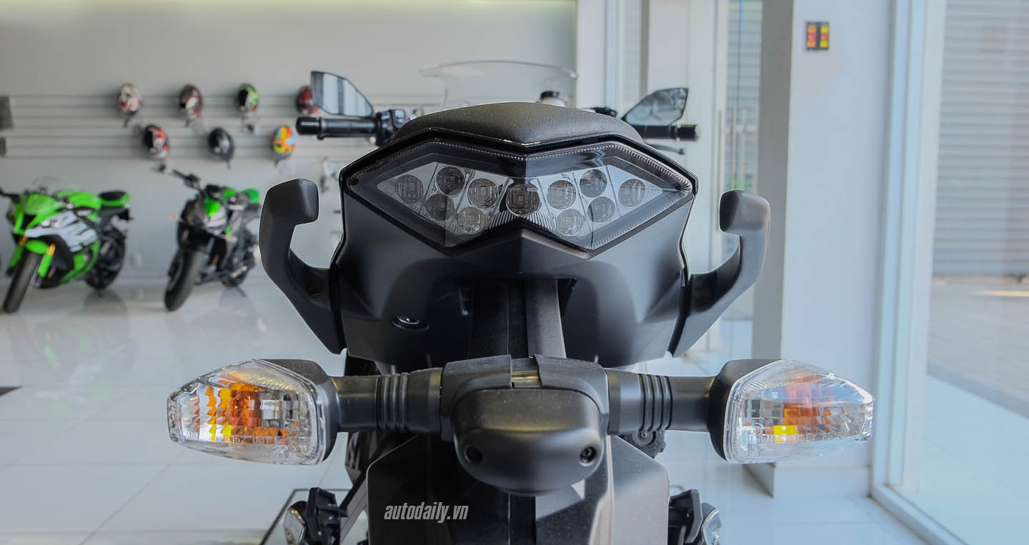 Xem ảnh chi tiết Kawasaki Z1000 SX 2016 Kawasaki_Z1000_SX_2016 (14).jpg