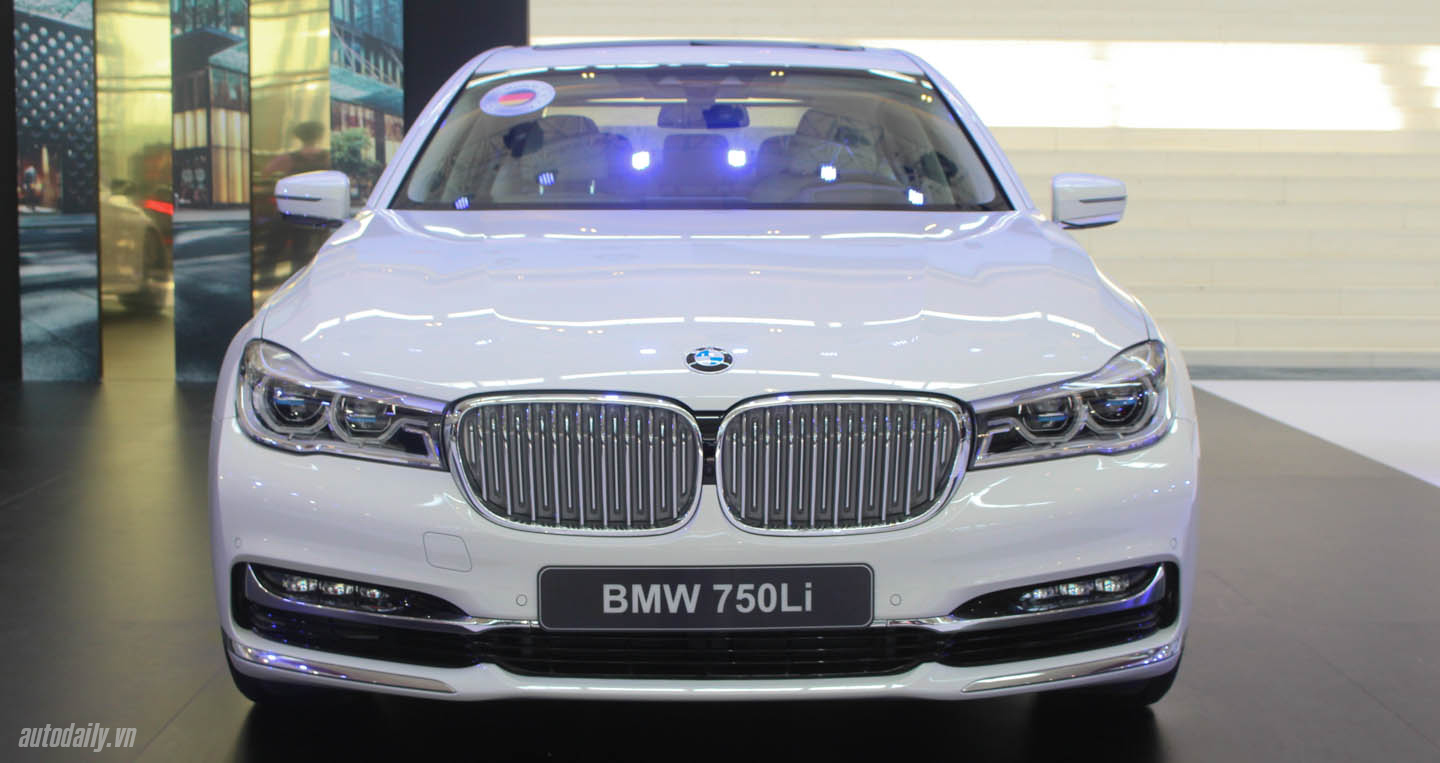 BMW_750Li_2016%20(1).jpg