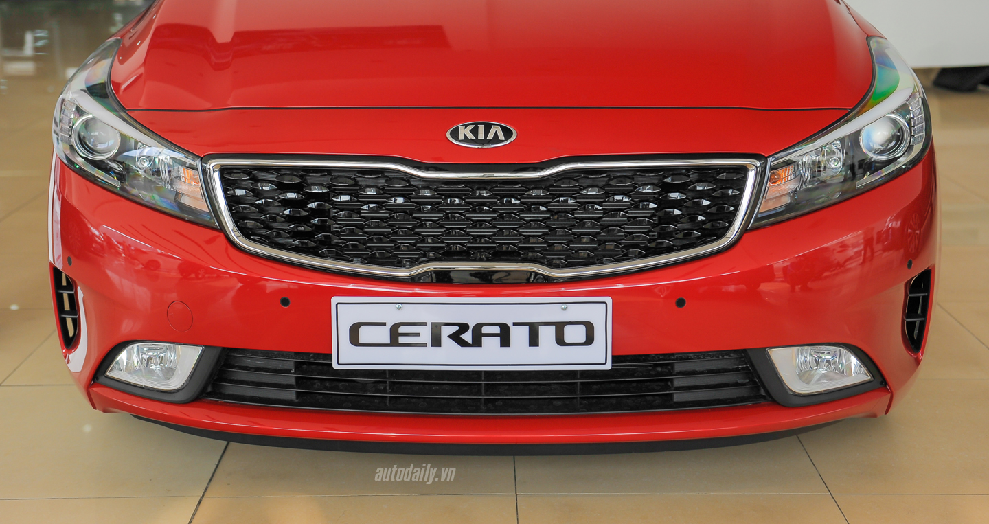 Kia%20Cerato%20(23).jpg