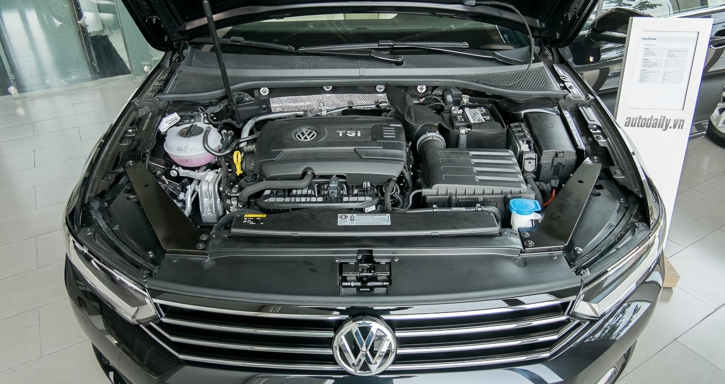 Volkswagen_Passat_2016 (5).jpg