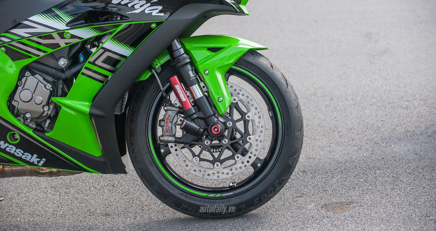 Kawasaki%20ZX-10R%202016%20(15).JPG