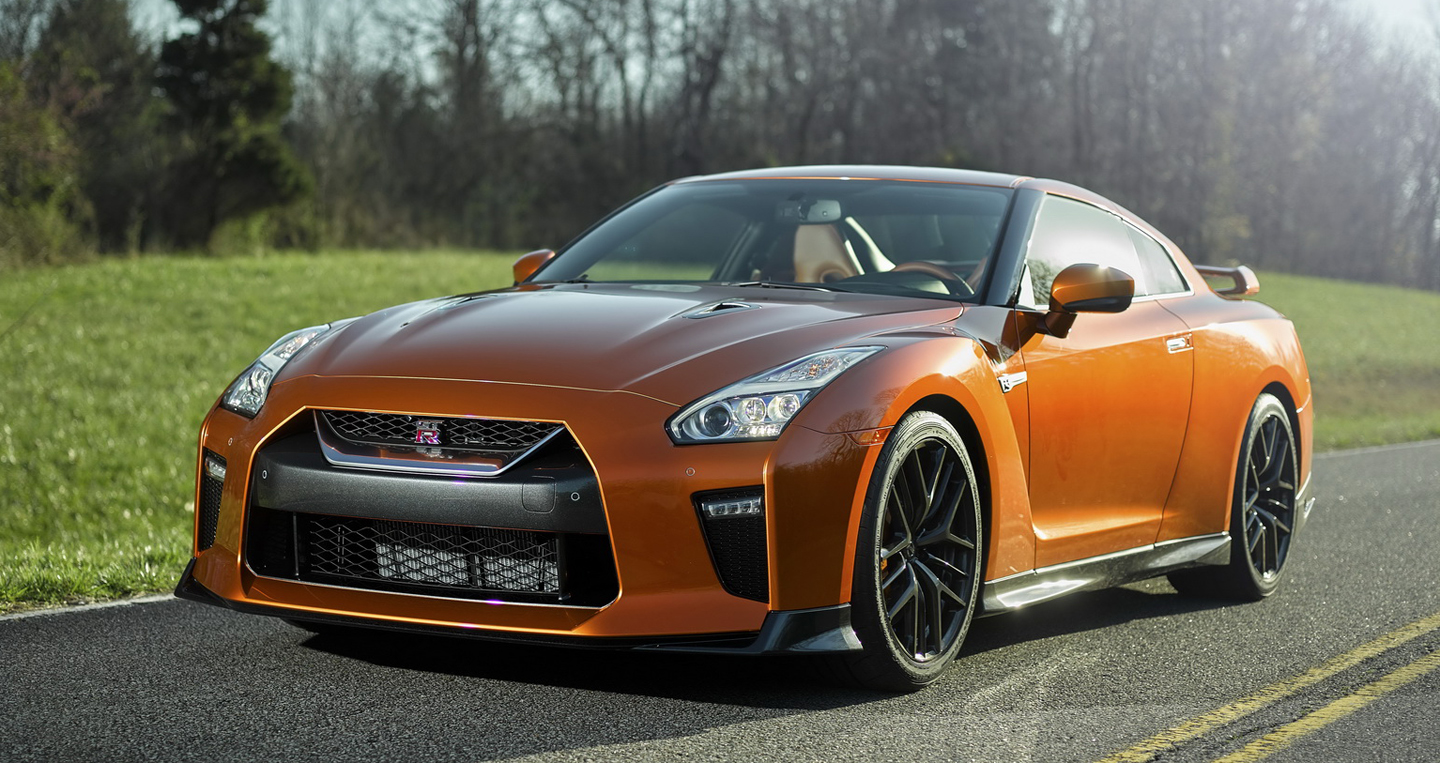 Nissan%20GT-R%202017%201.JPG