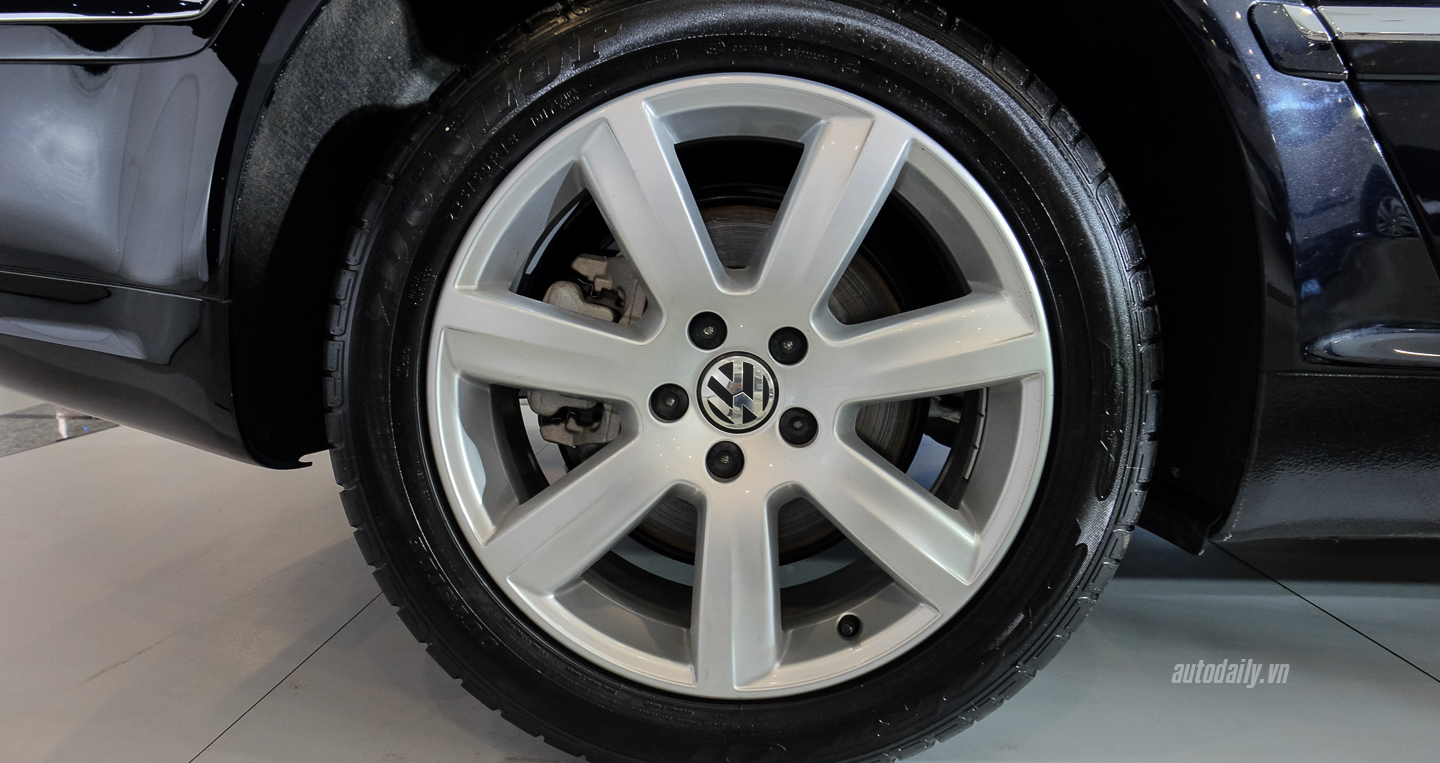 Xem thêm ảnh chi tiết Volkswagen Phaeton Volkswagen_Phaeton (16).jpg