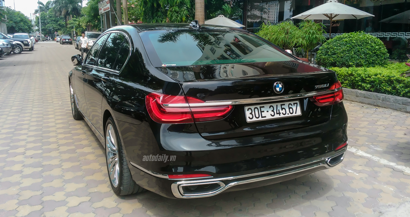 BMW%20750Li%202016%20(3).jpg