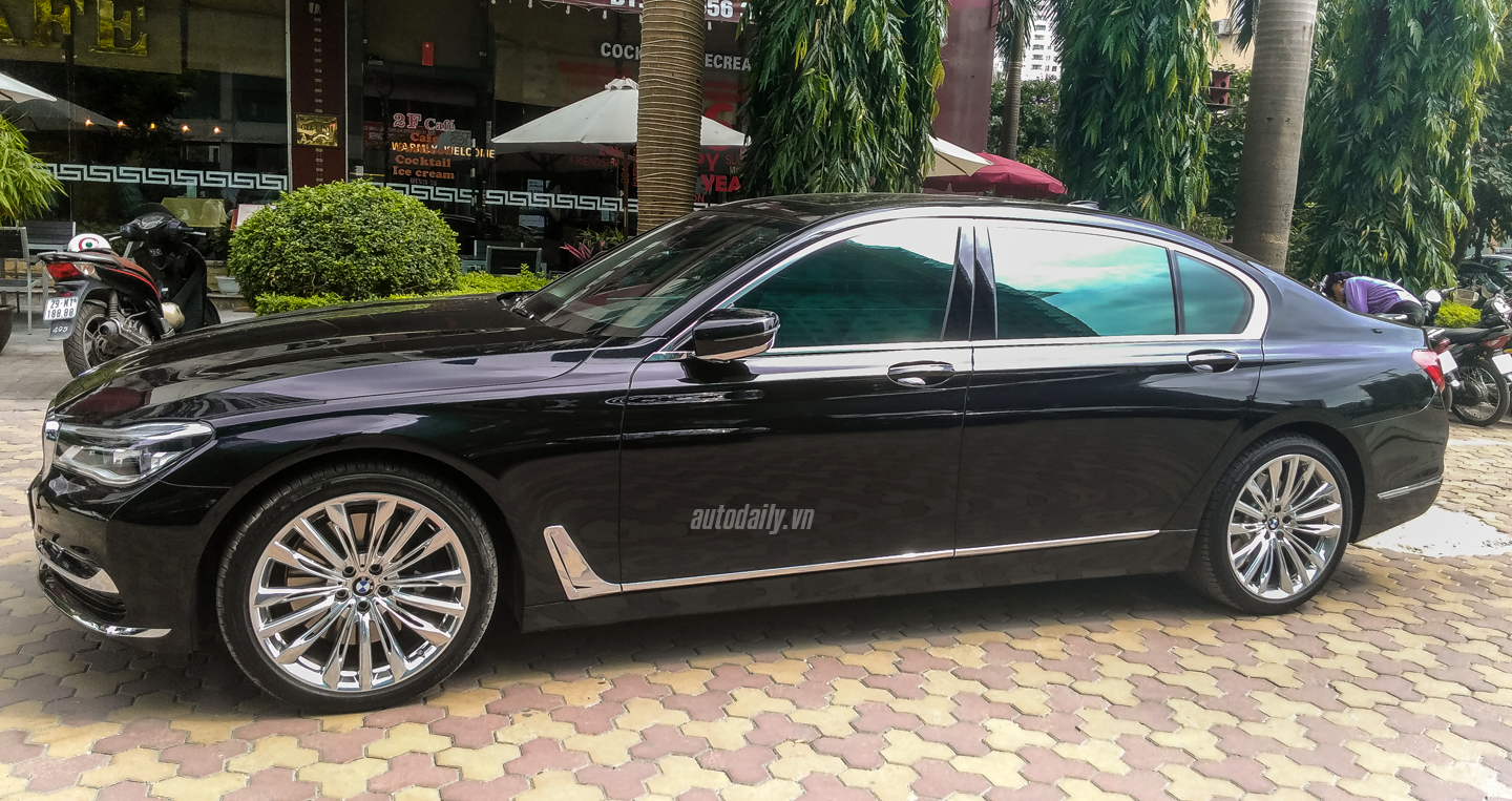BMW%20750Li%202016%20(4).jpg