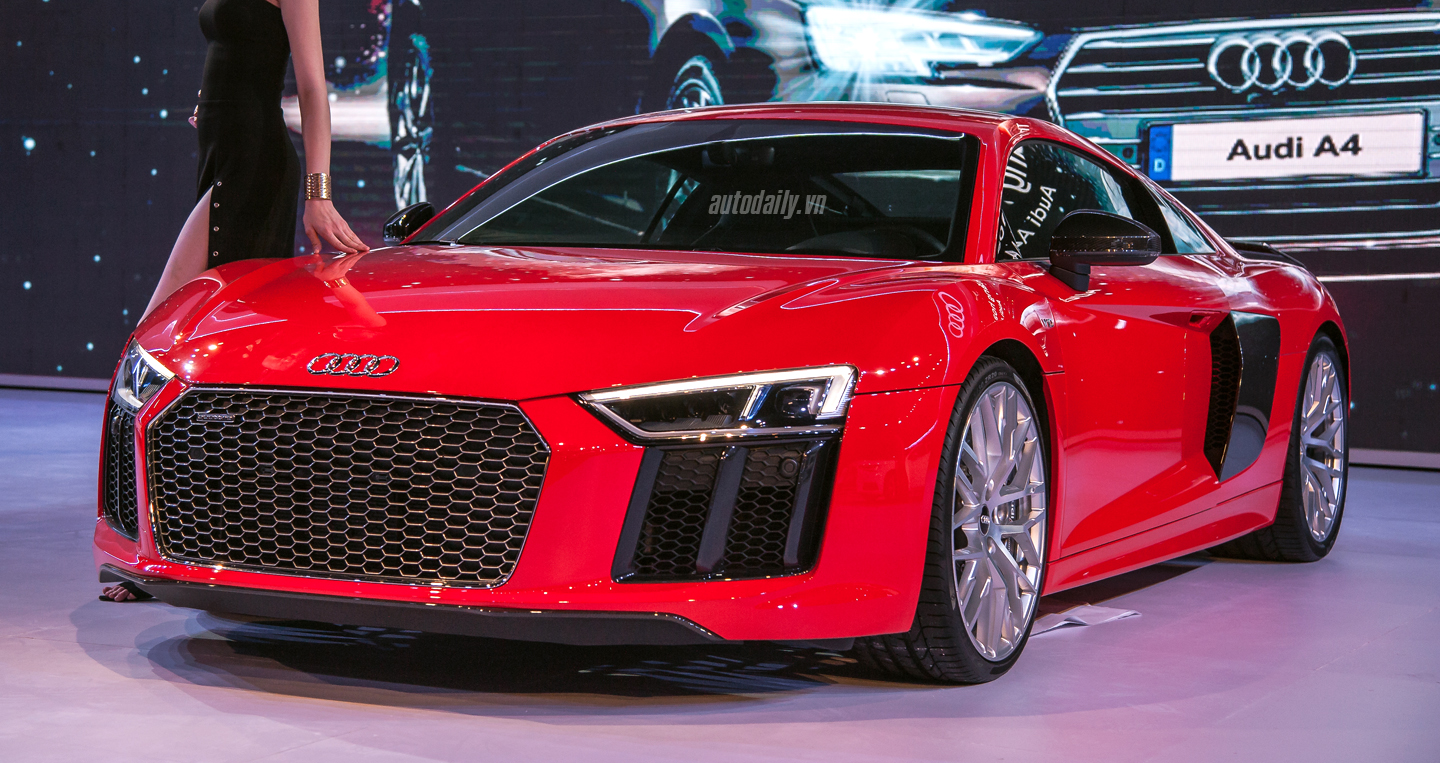 Audi%20R8%20V10%20(24).JPG