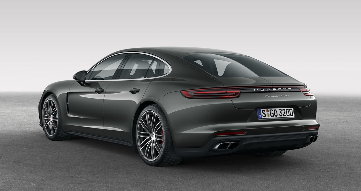 2017-porsche-panamera%20(5).jpg