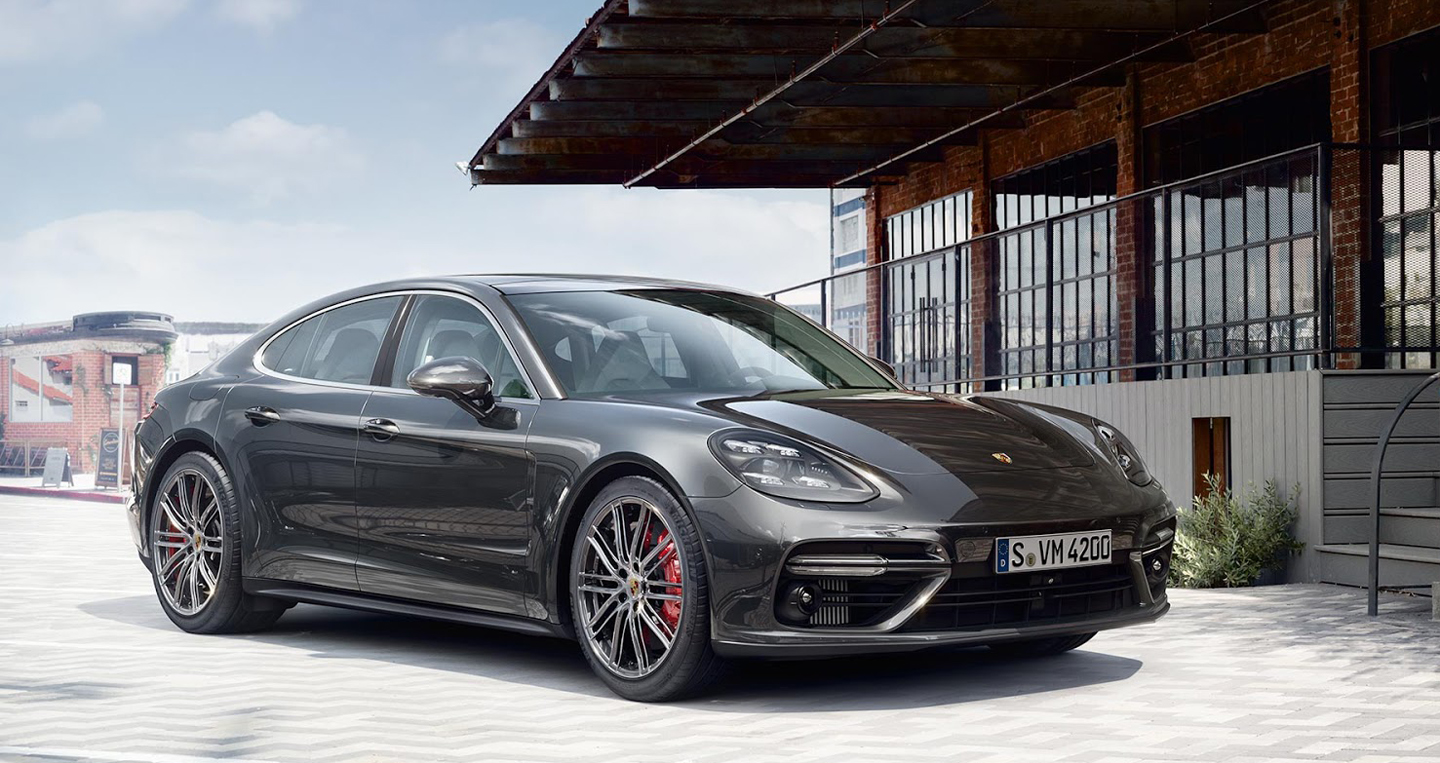 Carscops-Porsche-Panamera%404.jpg