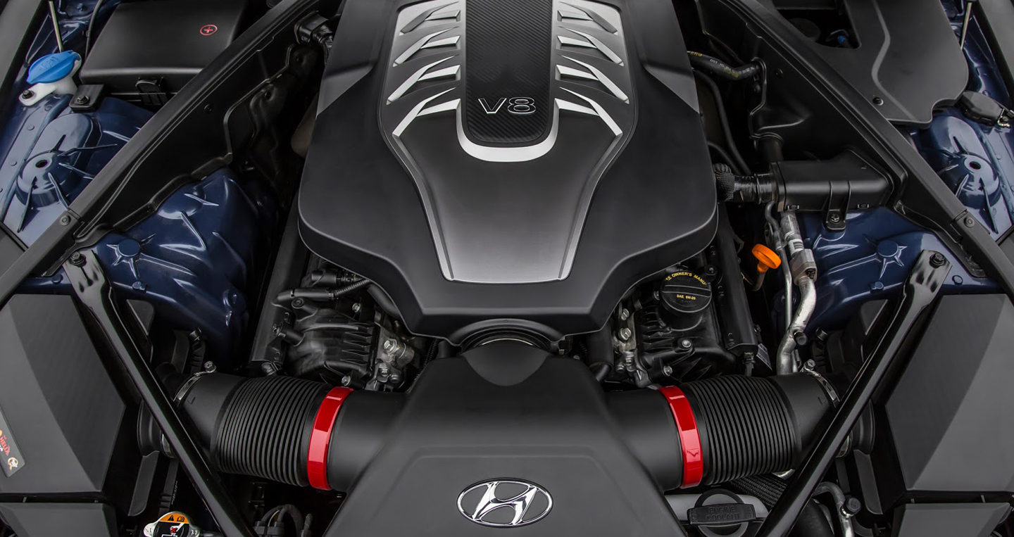 2015-Hyundai-Genesis-V8-engine.jpg