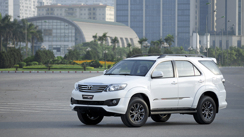 Toyota-Fortuner-TRD.jpg