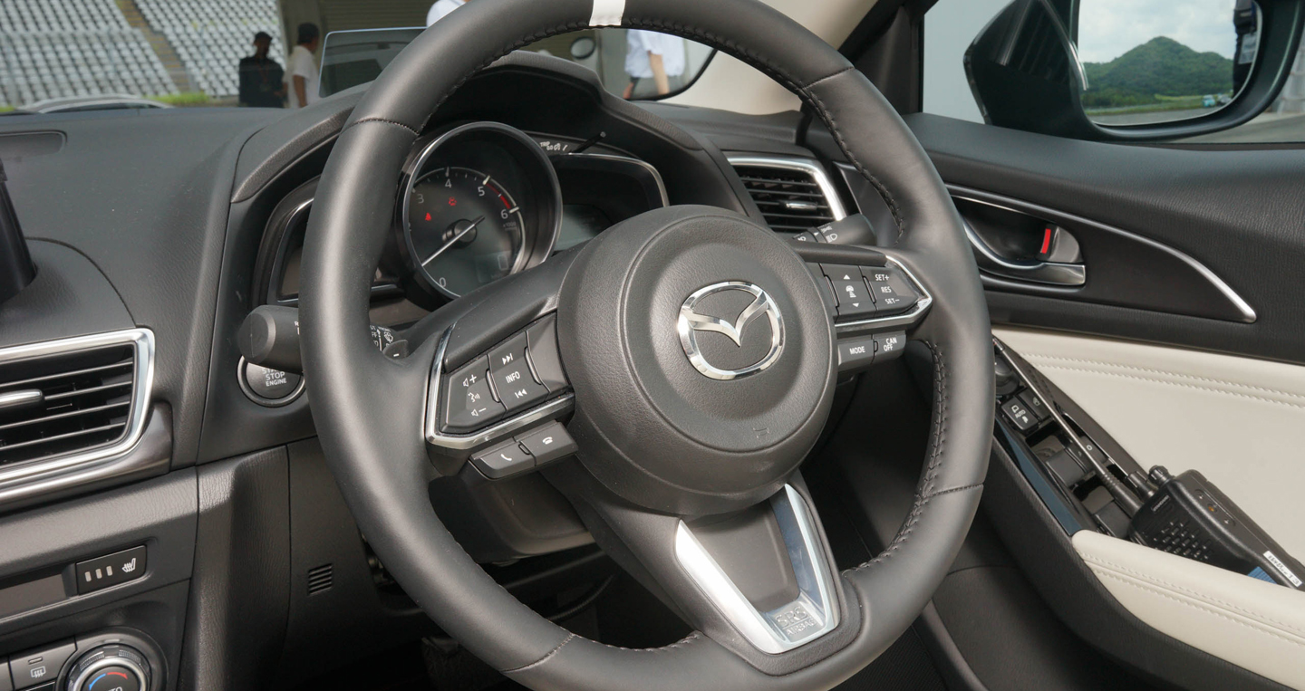 2016-Mazda-3-FL-21.jpg