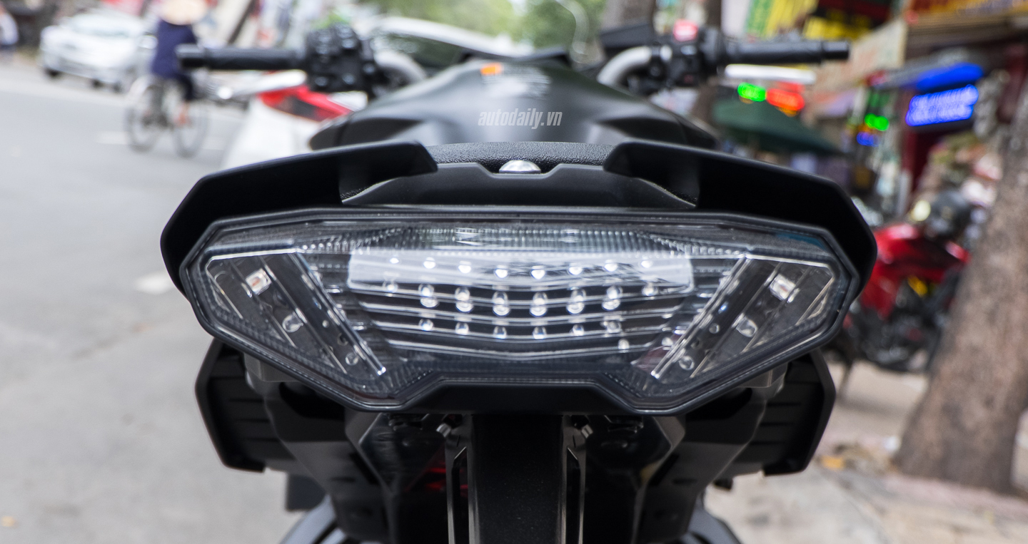 Xem thêm ảnh Yamaha MT-10 2016 đầu tiên tại Việt Nam Yamaha_MT10_2016 (12).jpg