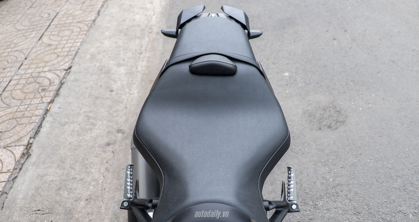 Xem thêm ảnh Yamaha MT-10 2016 đầu tiên tại Việt Nam Yamaha_MT10_2016 (26).jpg