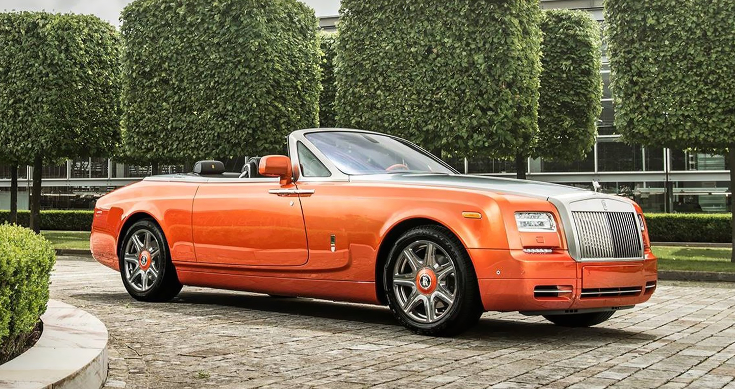 Rolls-Royce trình làng Phantom DHC Beverly Hills màu cam độc đáo