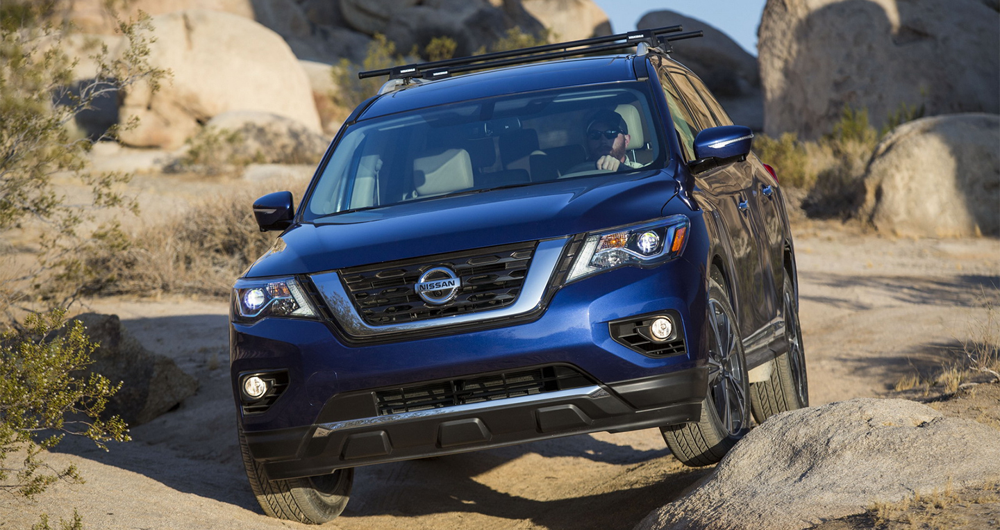 Nissan_Pathfinder_2017%20(3).jpg