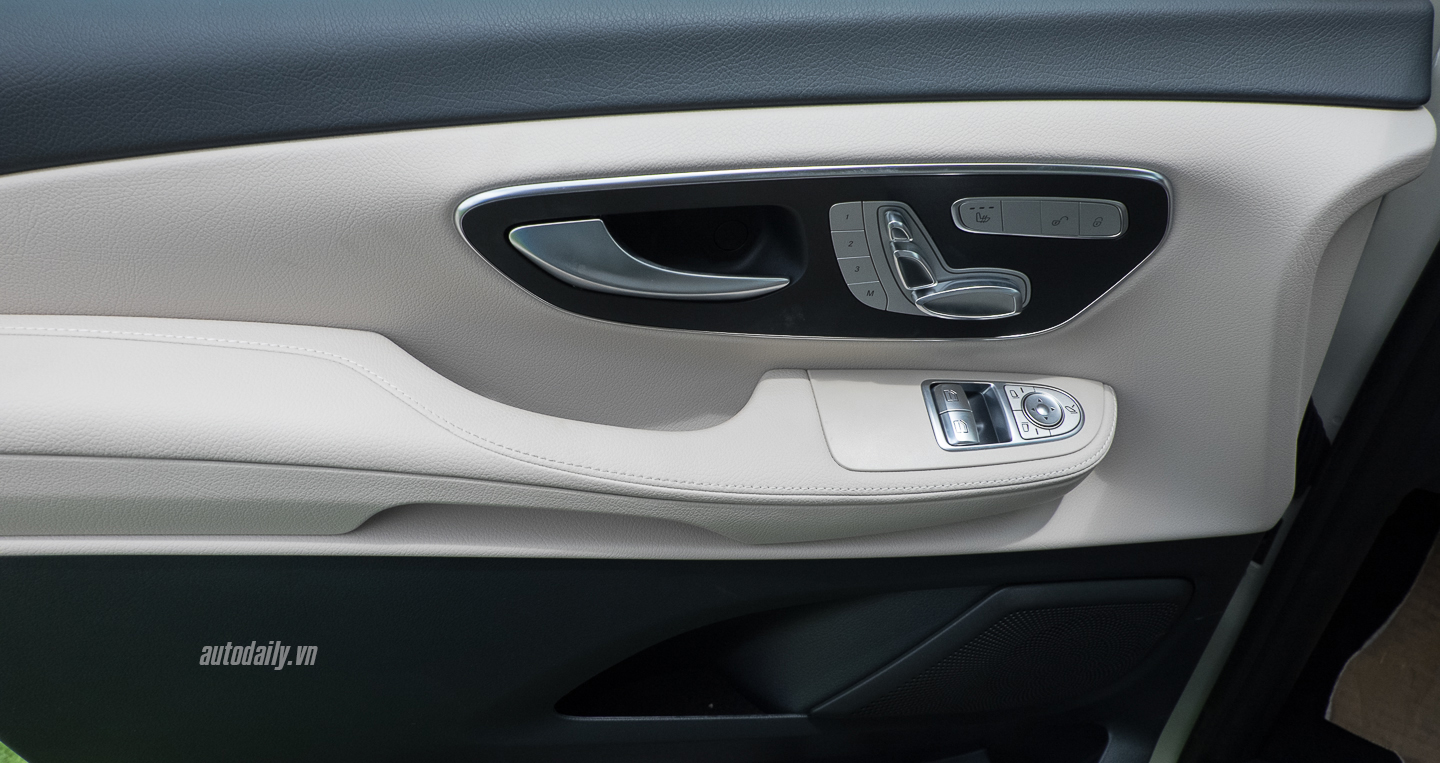 Ảnh chi tiết Mercedes-Benz V 250 tại Việt Nam Mercedes-Benz_V250 (12).jpg