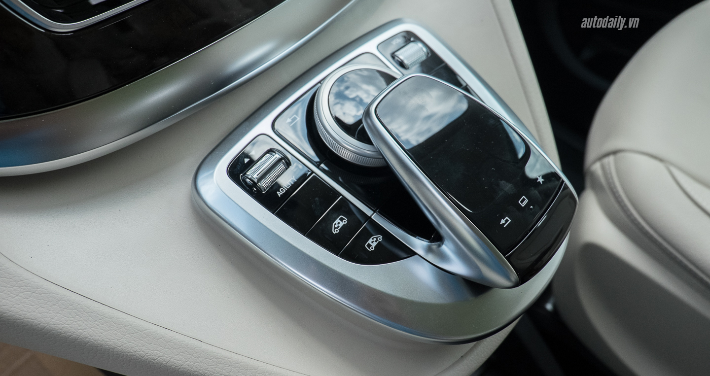 Ảnh chi tiết Mercedes-Benz V 250 tại Việt Nam Mercedes-Benz_V250 (15).jpg