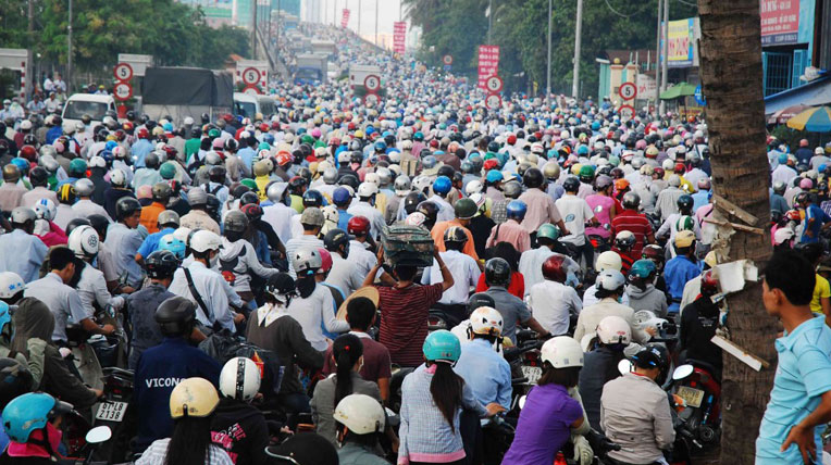 Người Việt “mắc” bệnh do hít nhiều khí thải xe máy