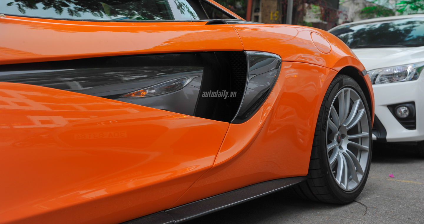 McLaren%20570S%20Coupe%20Autodaily%20(28).JPG