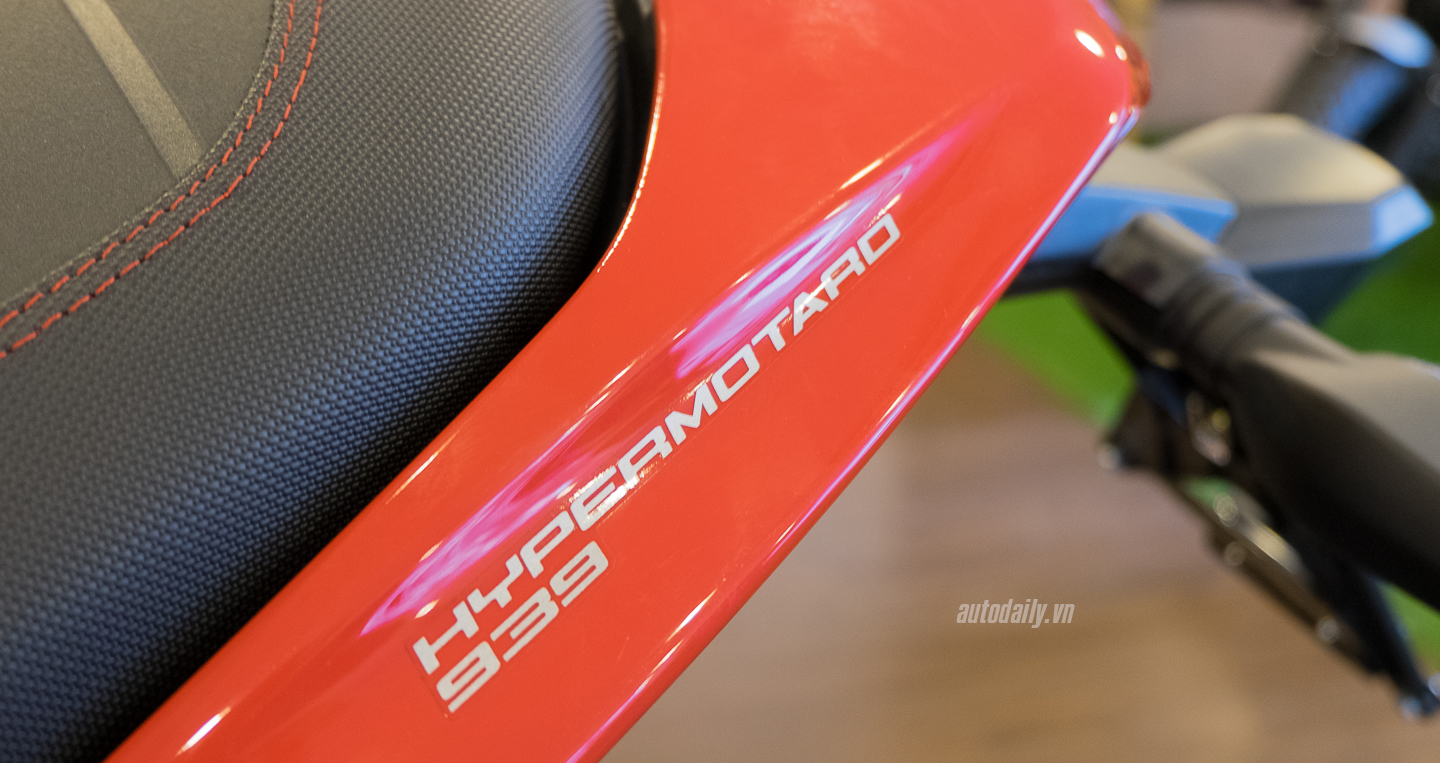 Ảnh Ducati Hypermotard 939 và Hyperstrada 939 mới tại Việt Nam Ducati_Hypermotard_939 (10).jpg