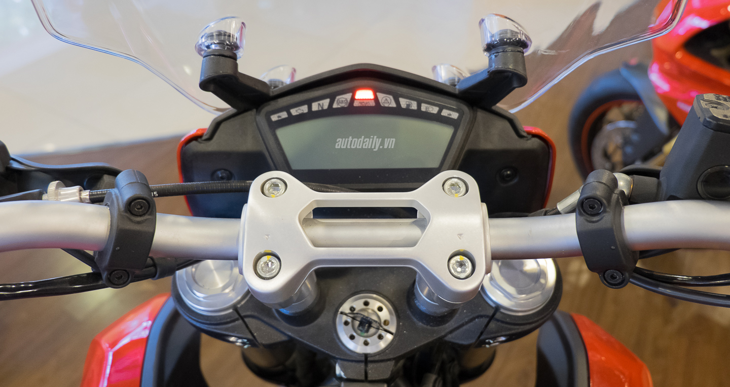 Ảnh Ducati Hypermotard 939 và Hyperstrada 939 mới tại Việt Nam Ducati_Hyperstrada_939 (22).jpg