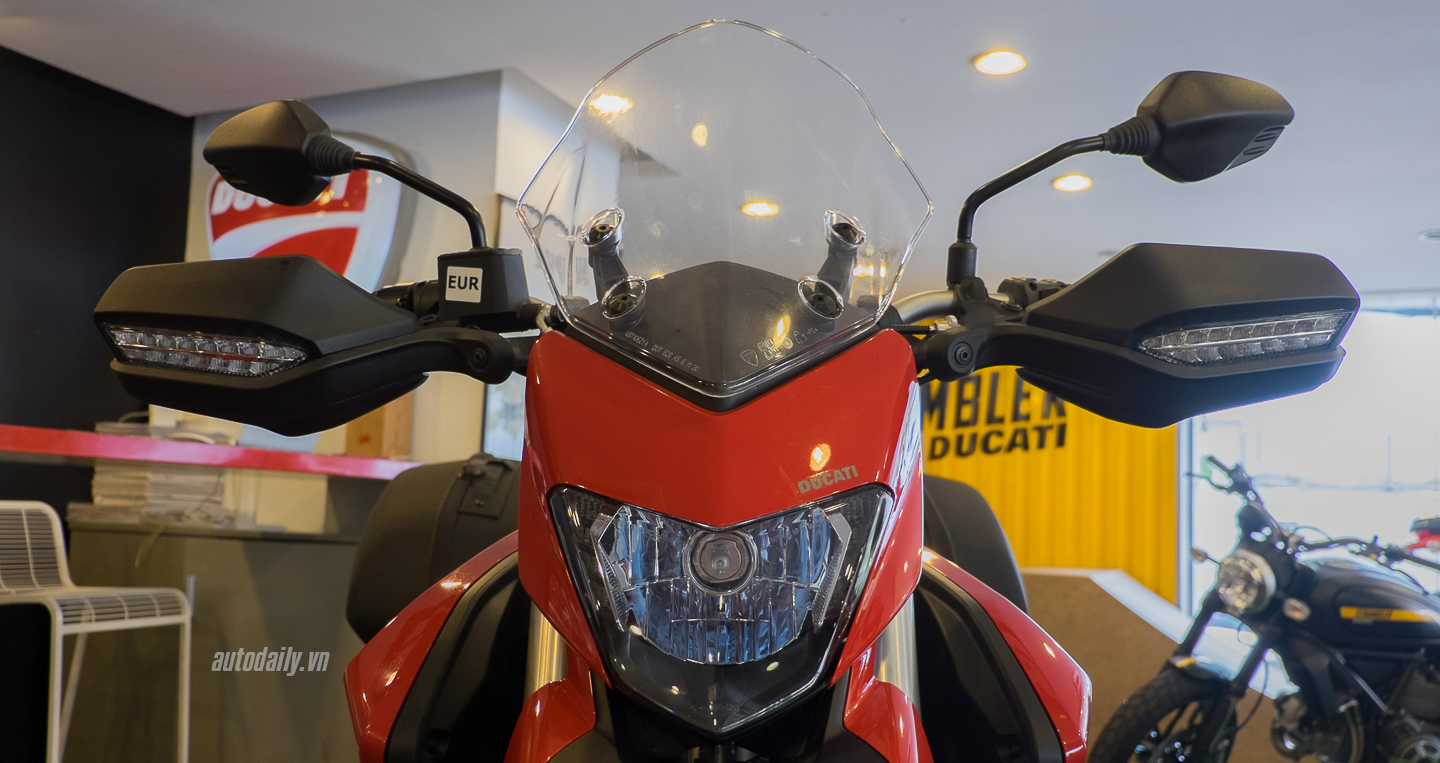 Ảnh Ducati Hypermotard 939 và Hyperstrada 939 mới tại Việt Nam Ducati_Hyperstrada_939 (4).jpg