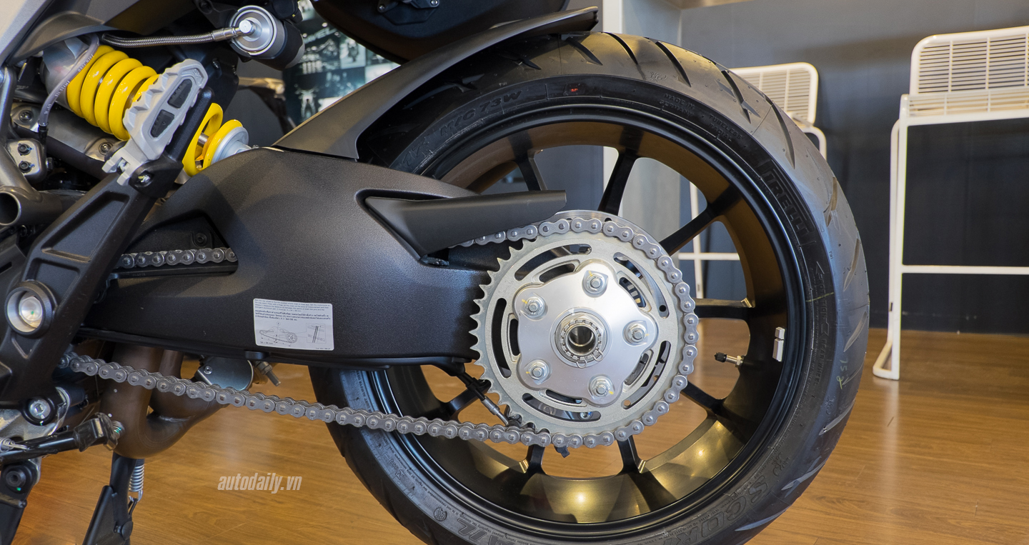 Ảnh Ducati Hypermotard 939 và Hyperstrada 939 mới tại Việt Nam Ducati_Hyperstrada_939 (8).jpg