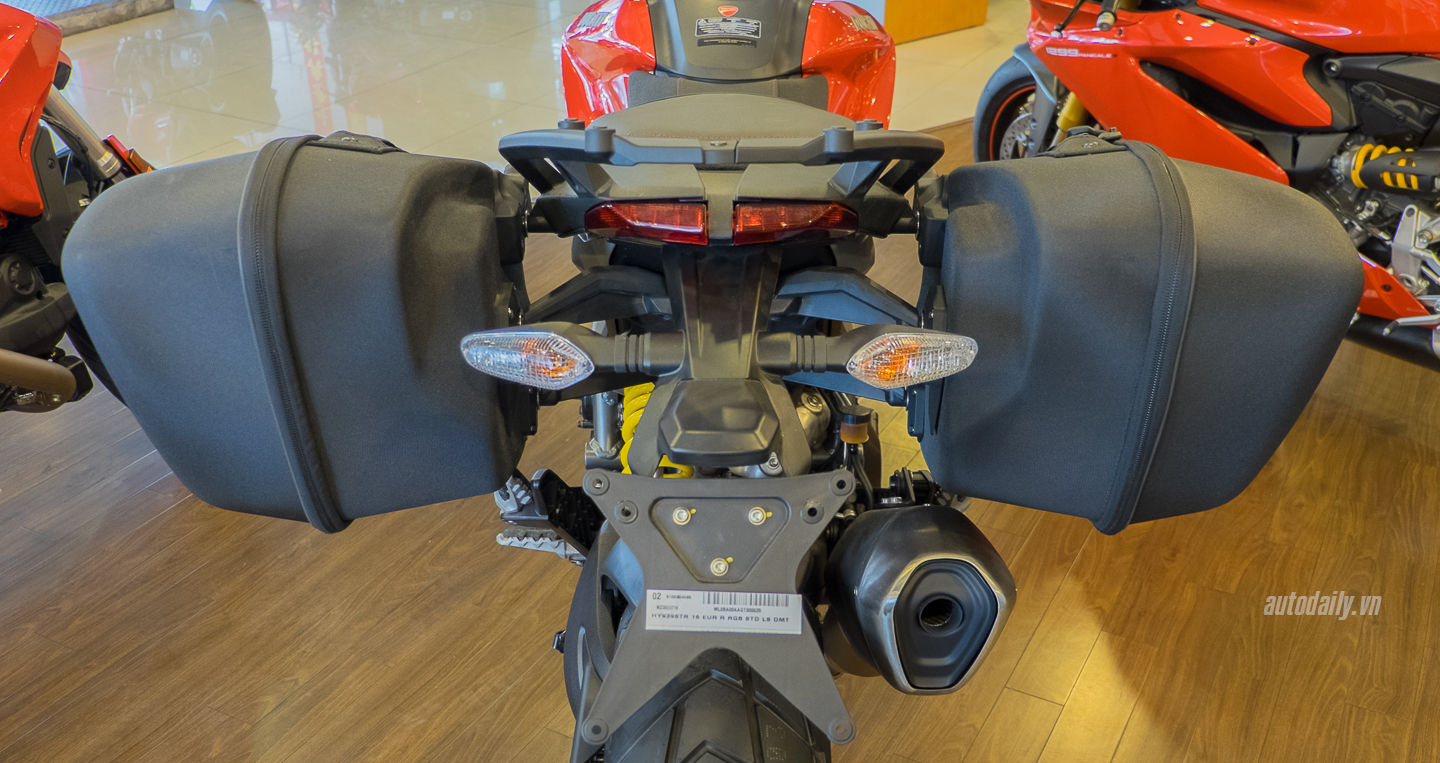 Ảnh Ducati Hypermotard 939 và Hyperstrada 939 mới tại Việt Nam Ducati_Hyperstrada_939 (9).jpg