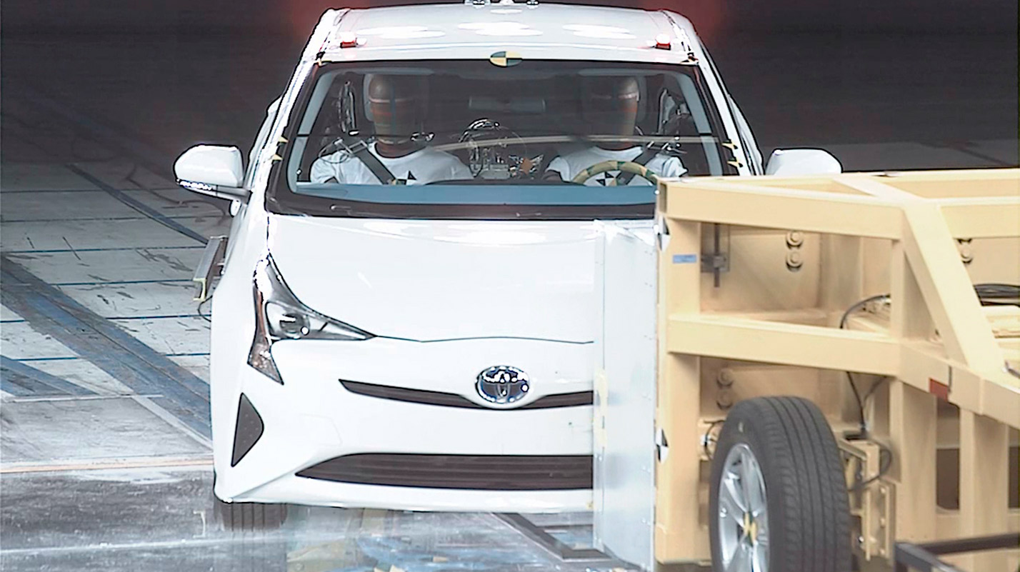 "Đột nhập" vào trung tâm công nghệ của Toyota