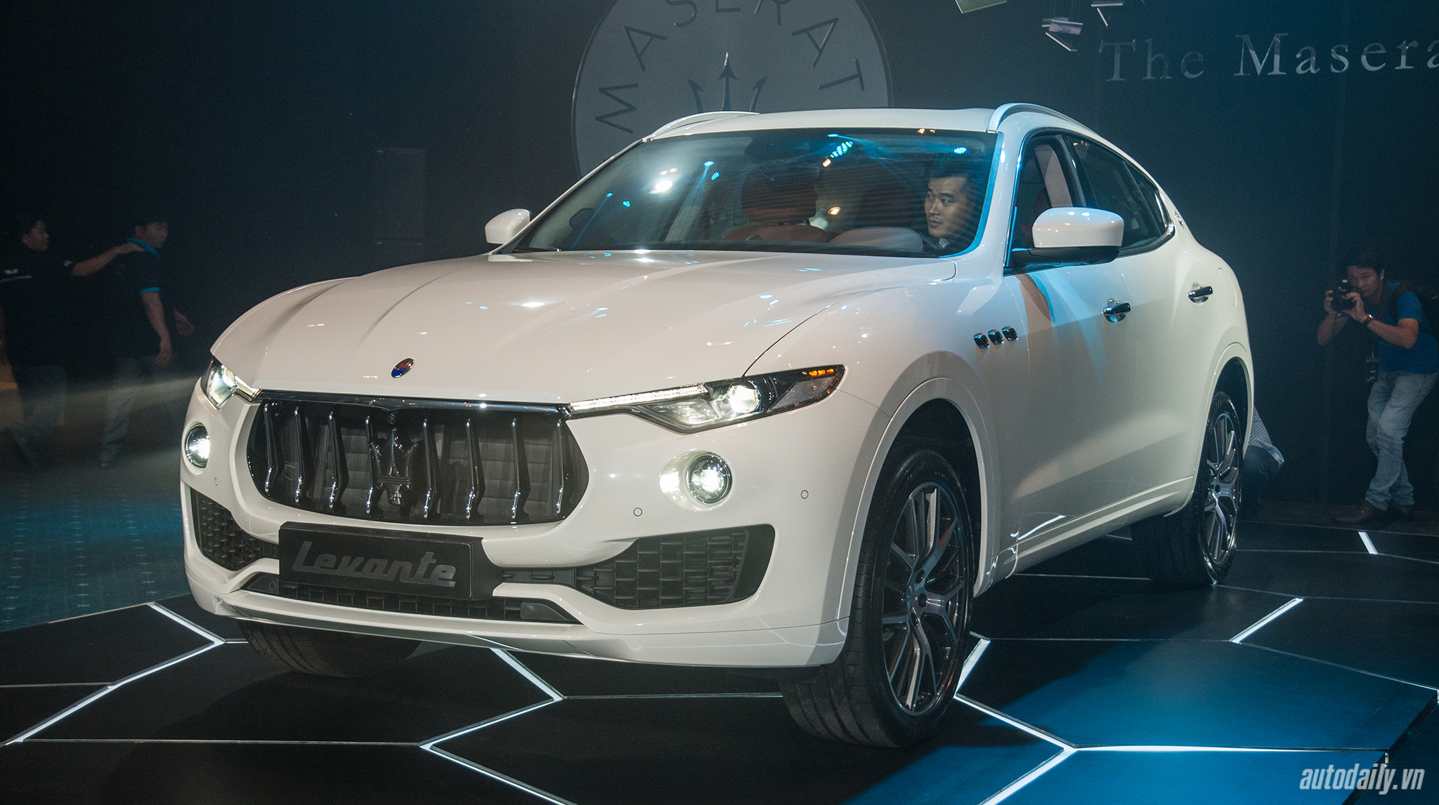 ngoai%20that%20Maserati%20Levante%20(1).jpg