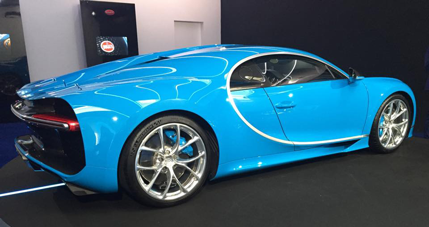 Bugatti%20Chiron%20(5).jpg