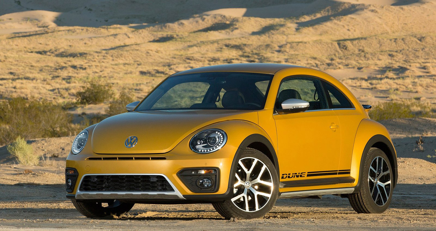 Volkswagen-Beetle_Dune-2016-1600-04.jpg