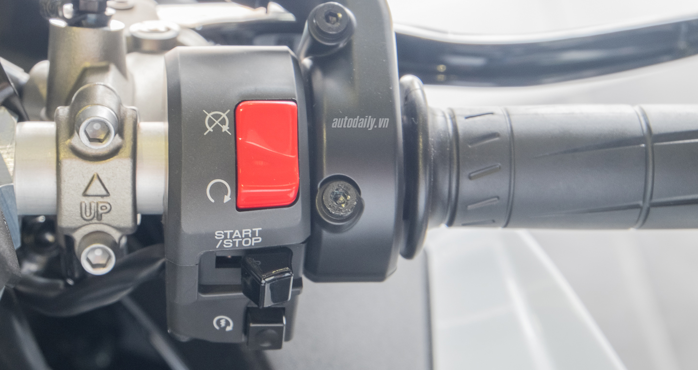 Ảnh Kawasaki ZX-10R 2016 màu mới tại Việt Nam Kawasaki_ZX-10R_2016 (18).jpg