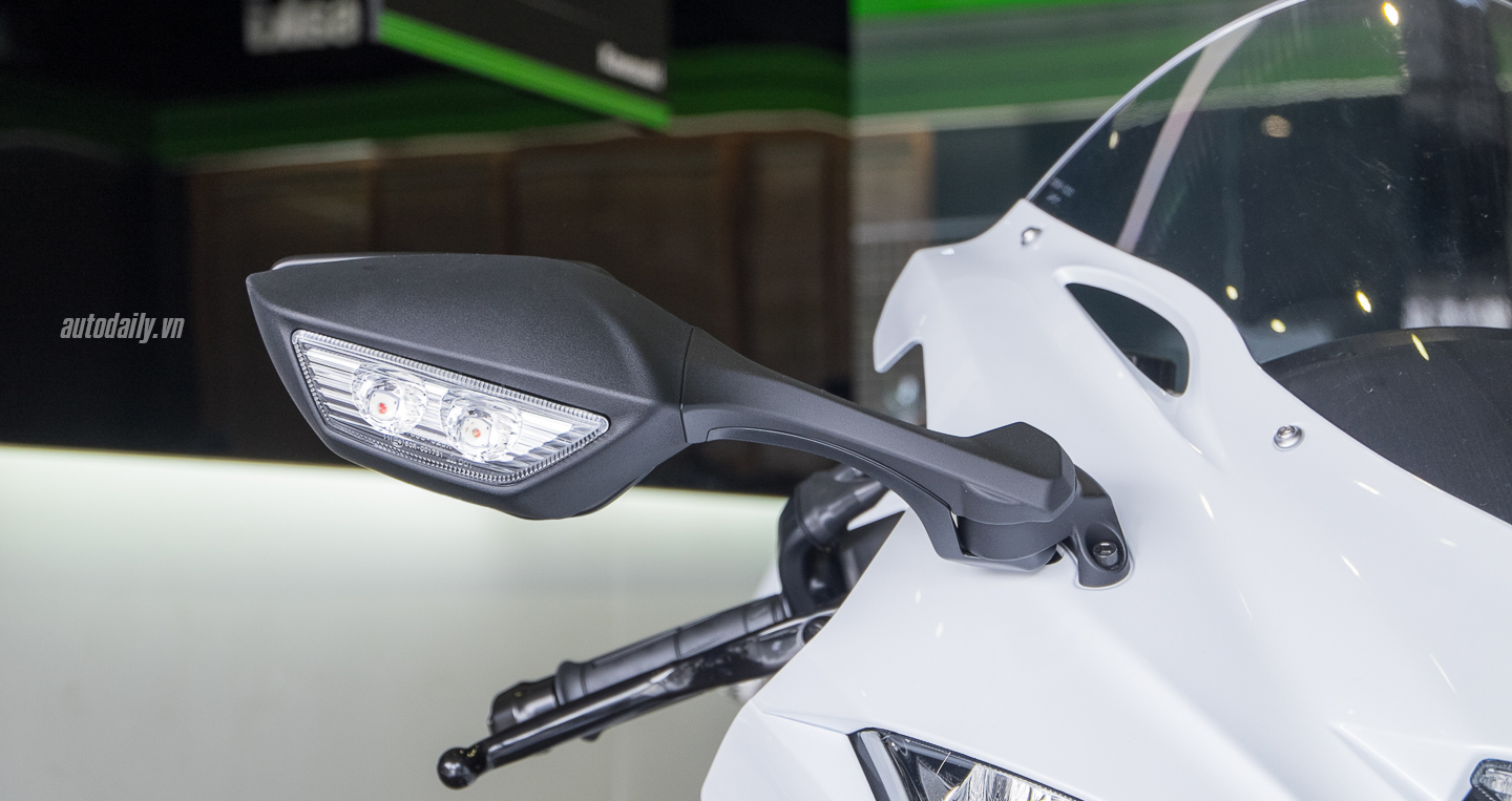 Ảnh Kawasaki ZX-10R 2016 màu mới tại Việt Nam Kawasaki_ZX-10R_2016 (5).jpg