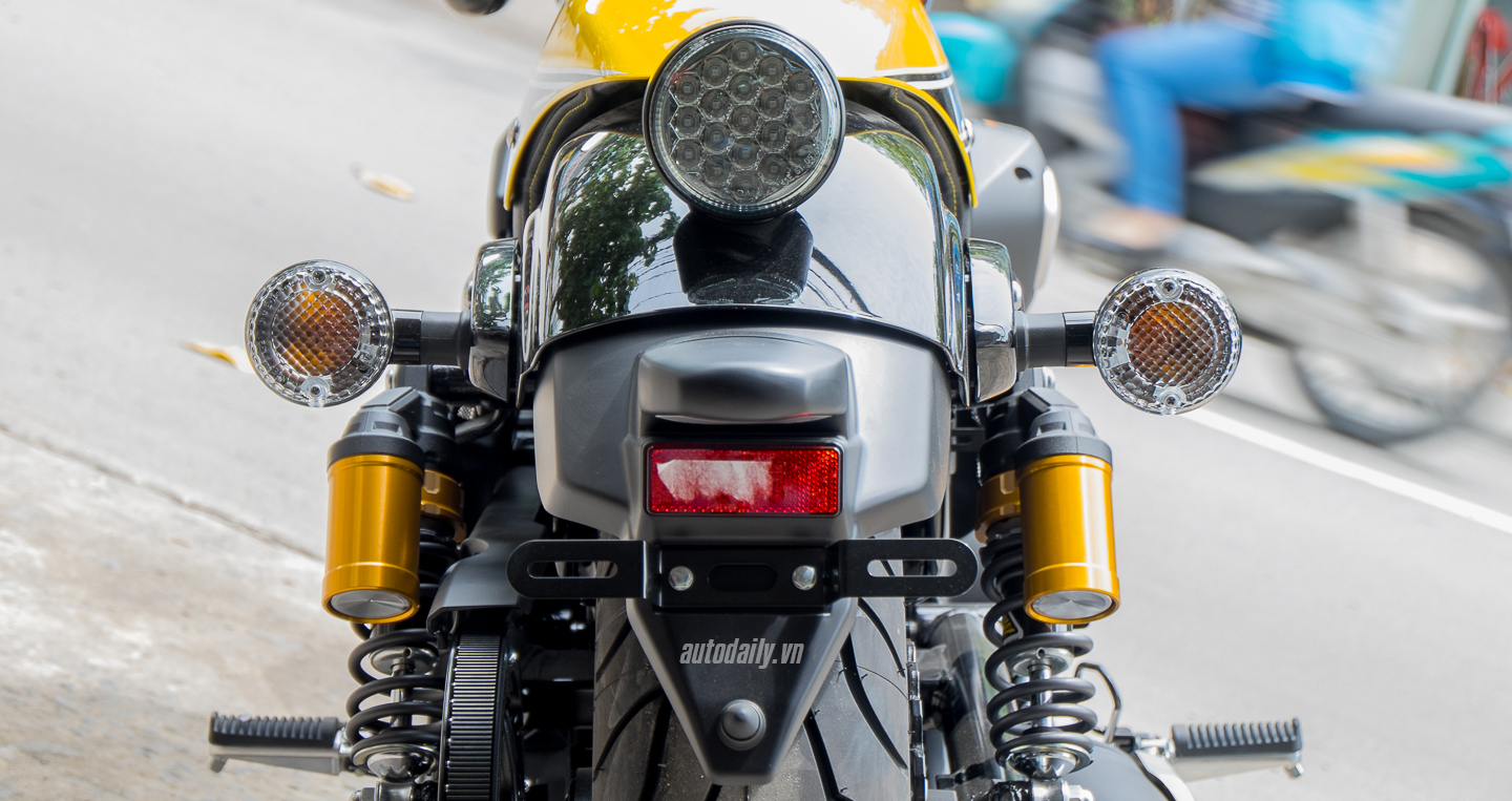 Xem thêm ảnh Yamaha XV950 RC 60th Anniversary Edition Yamaha_XV950_RC_60th_2016 (14).jpg