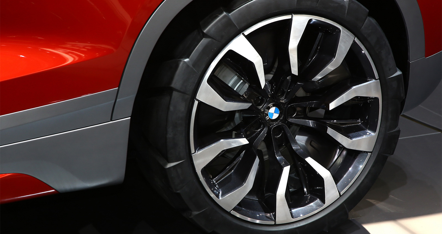BMW X2 dạng concept được giới thiệu ở triển lãm ô tô Paris 2016 2