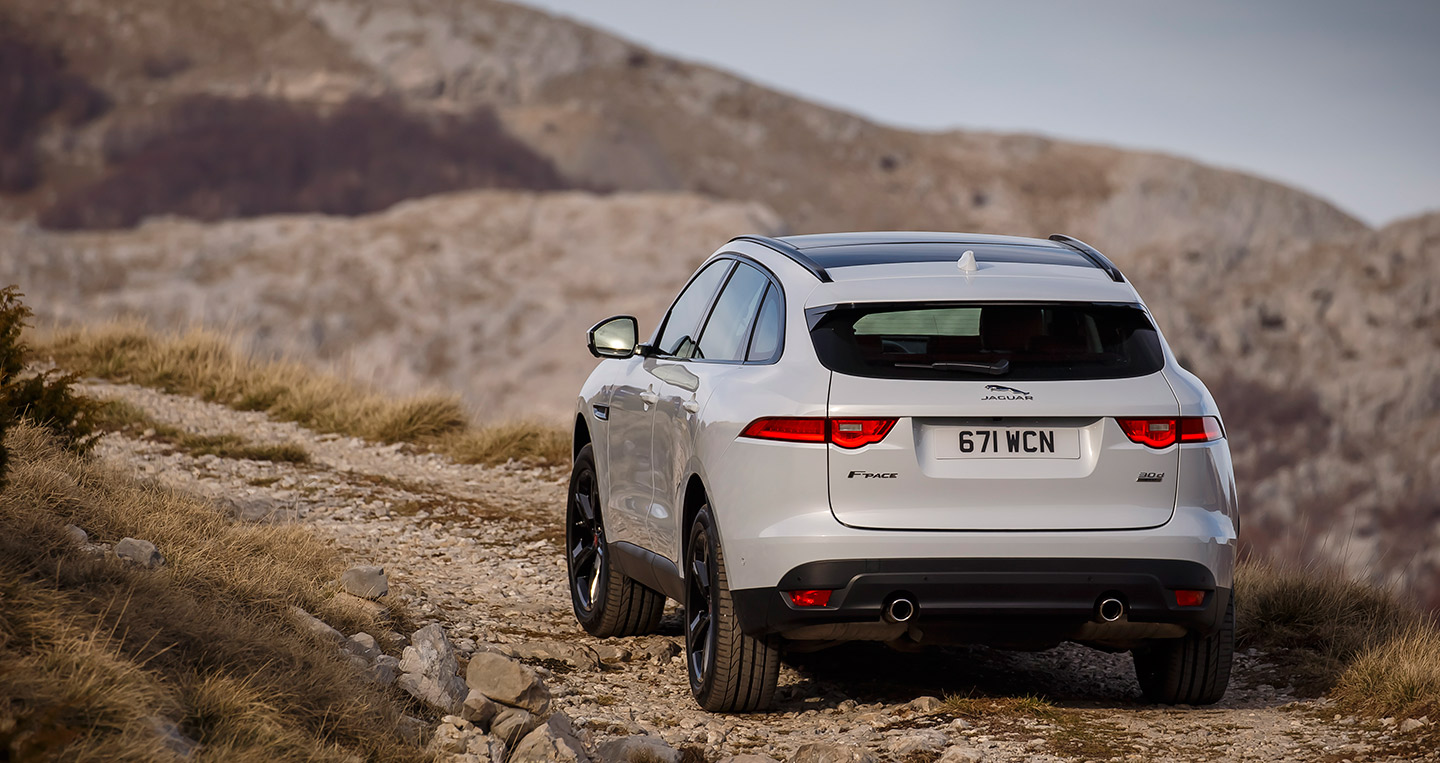 jaguar-f-pace%20(3).jpg