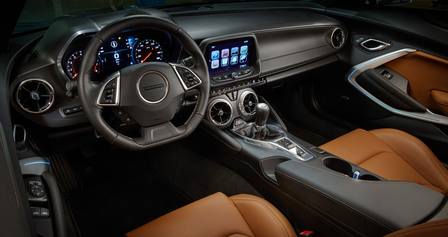 2016-Chevrolet-Camaro-RS-interior.jpg