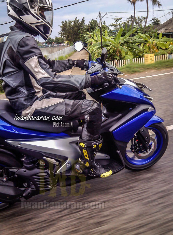 spyshoot-Yamaha-NVX-Indonesia-iwanbanaran-3.jpg