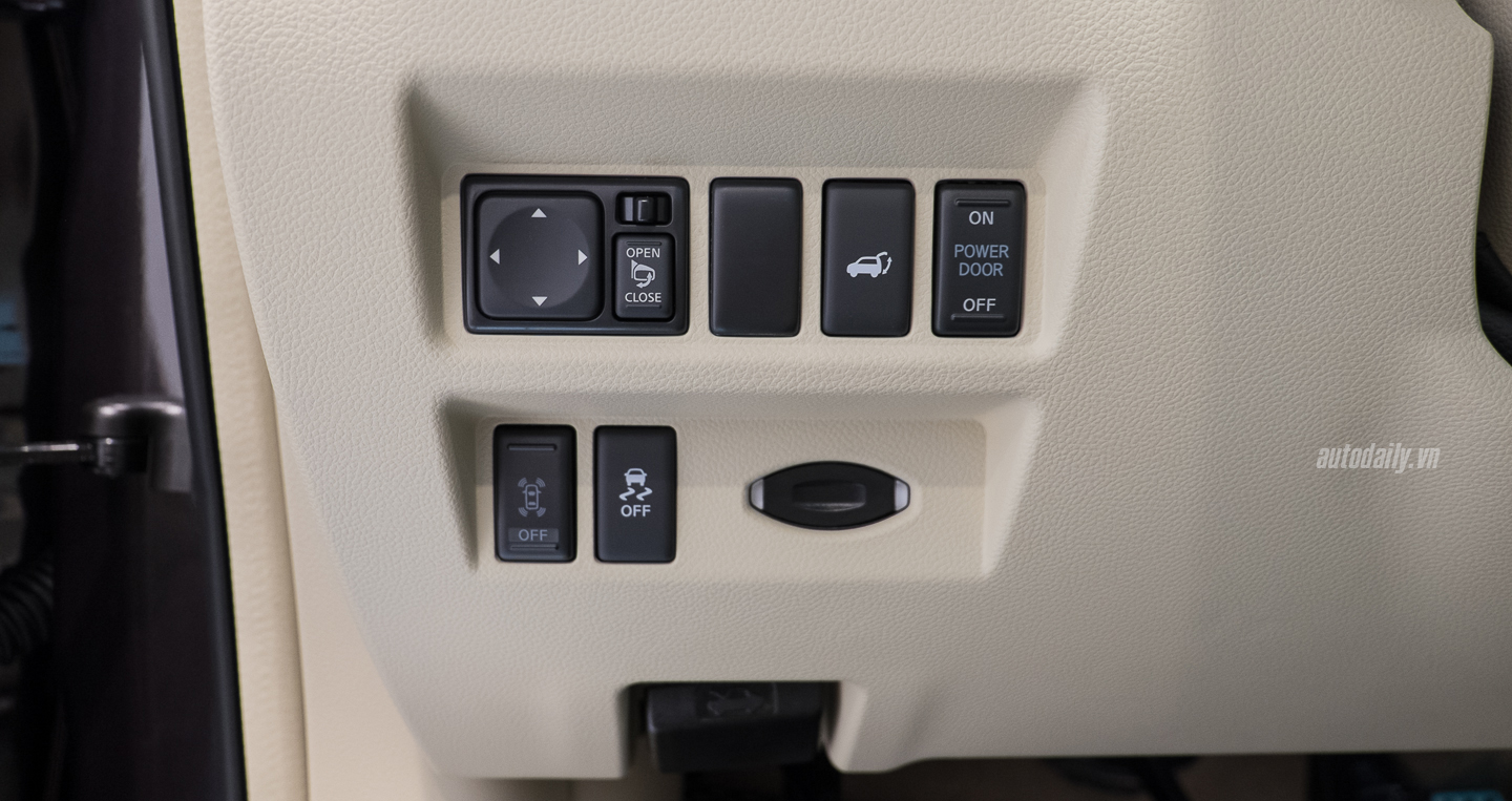 Xem thêm ảnh chi tiết phiên bản nâng cấp Infitini QX70 2016 Infiniti_QX70_Facelift_2016 (66).jpg