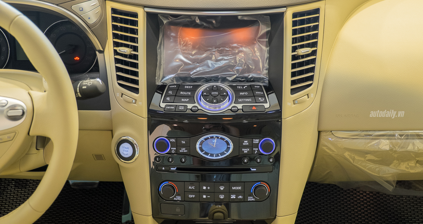 Xem thêm ảnh chi tiết phiên bản nâng cấp Infitini QX70 2016 Infiniti_QX70_Facelift_2016 (83).jpg