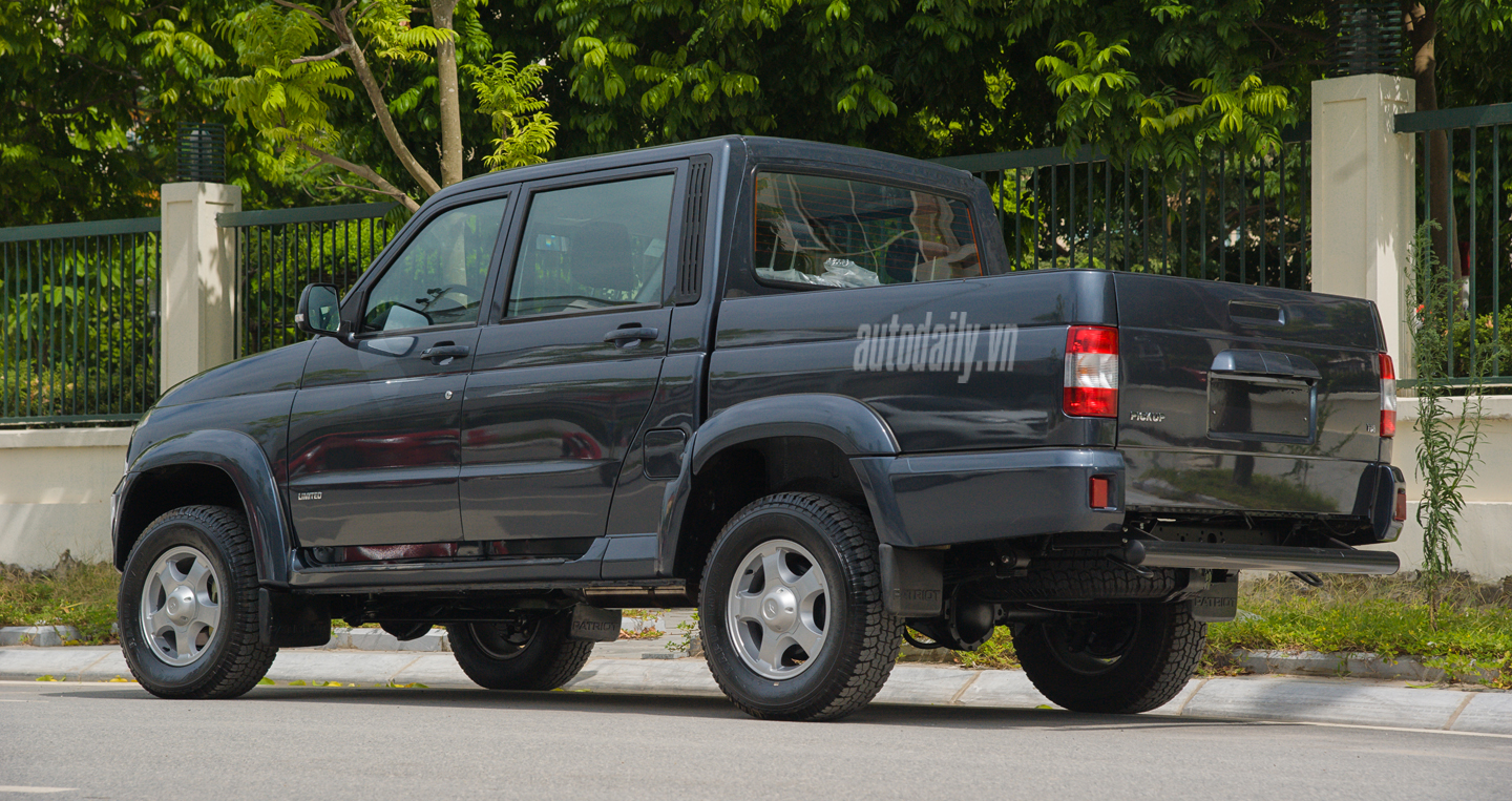 UAZ%20Pickup%20Autodaily%20(13).jpg