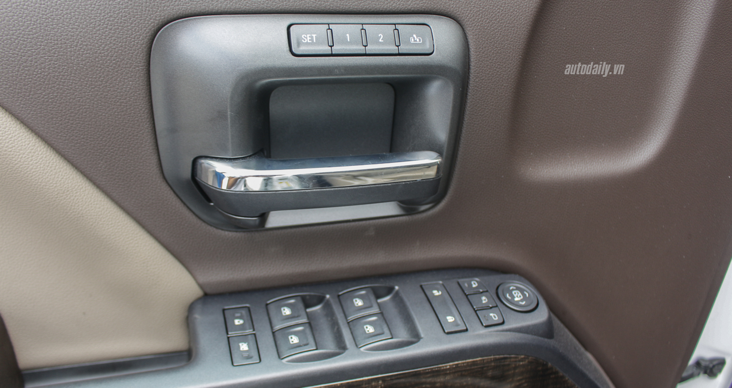 Ảnh chi tiết GMC Sierra 1500 Denali 2016 GMC_Sierra_1500_Denali (25).jpg