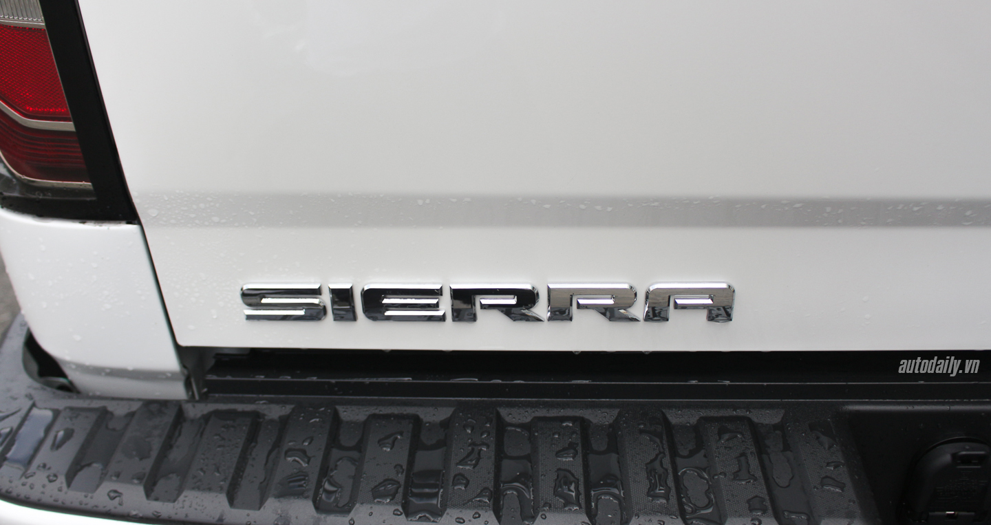 Ảnh chi tiết GMC Sierra 1500 Denali 2016 GMC_Sierra_1500_Denali (9).jpg