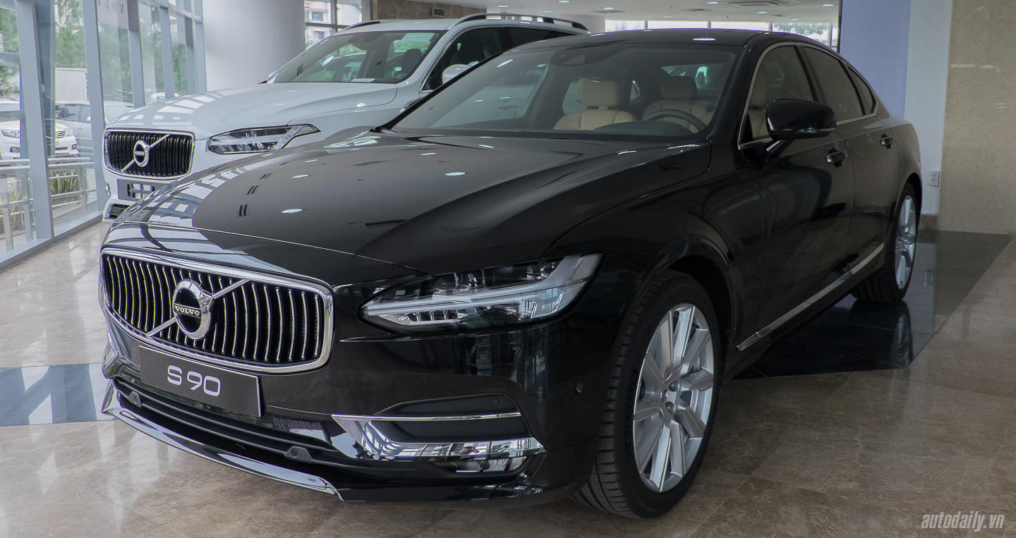 Volvo S90 - xe sang Thụy Điển giá từ 2,39 tỷ đồng tại Việt Nam