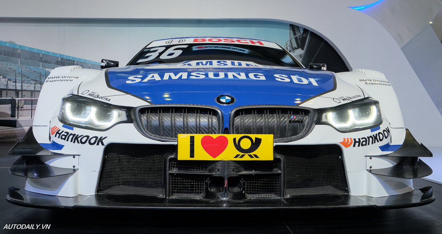 Ảnh chi tiết xe đua BMW M4 DTM tại Việt Nam BMW_M4_DTM (7).jpg
